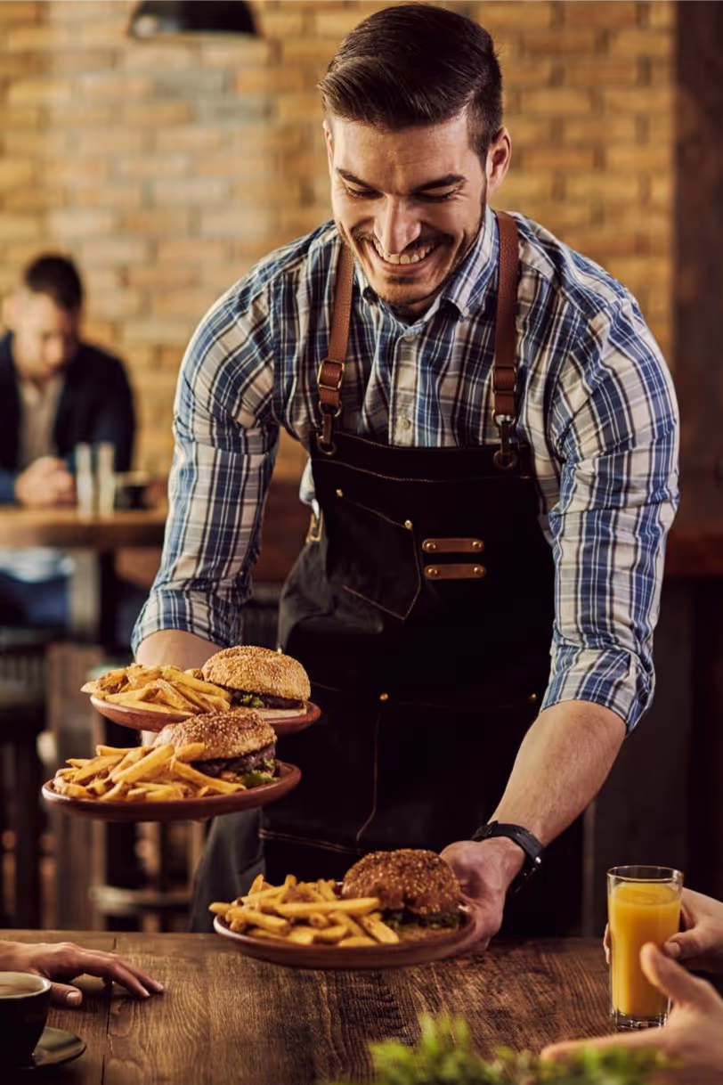 Kelner w restauracji.